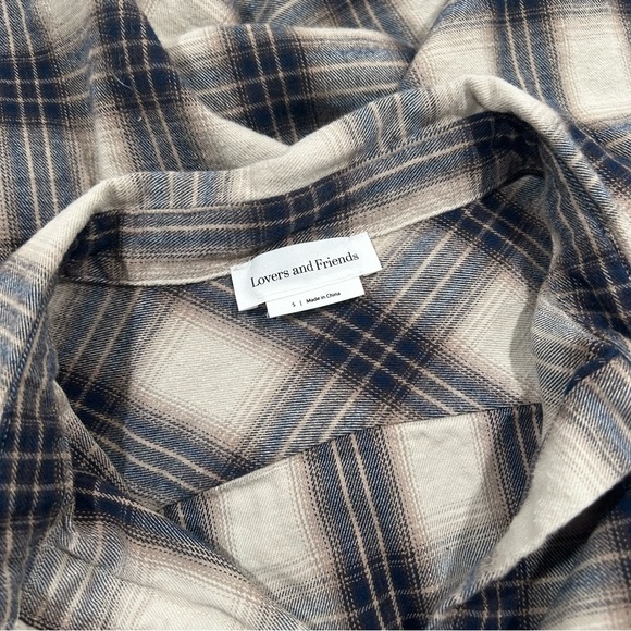 Lovers and Friends Blue and Ivory Plaid Flannel Size : Small - Picture 8 of 10